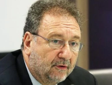 Υφυπουργός Οικονομίας: Δεν έπρεπε να έρθει στη Βουλή η δικογραφία της Novartis